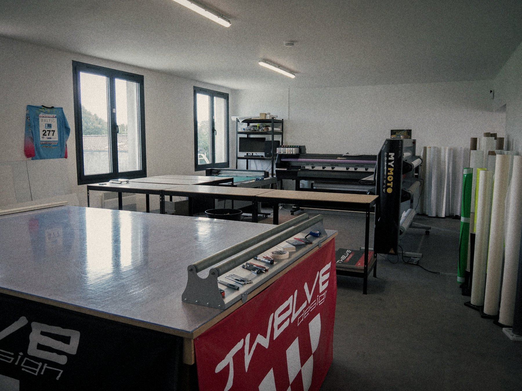 L'atelier Twelve Design à Aigre